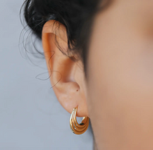 Jaxkelly Gold Hoop - Triple Arch - Earring